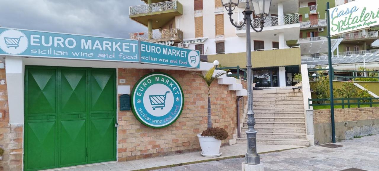 Recanati Seaside Apartment Giardini Naxos Eksteriør billede