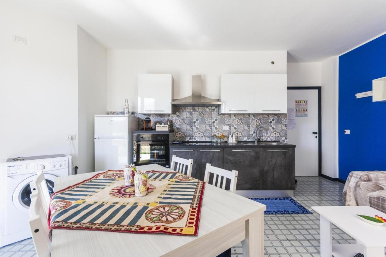 Recanati Seaside Apartment Giardini Naxos Eksteriør billede