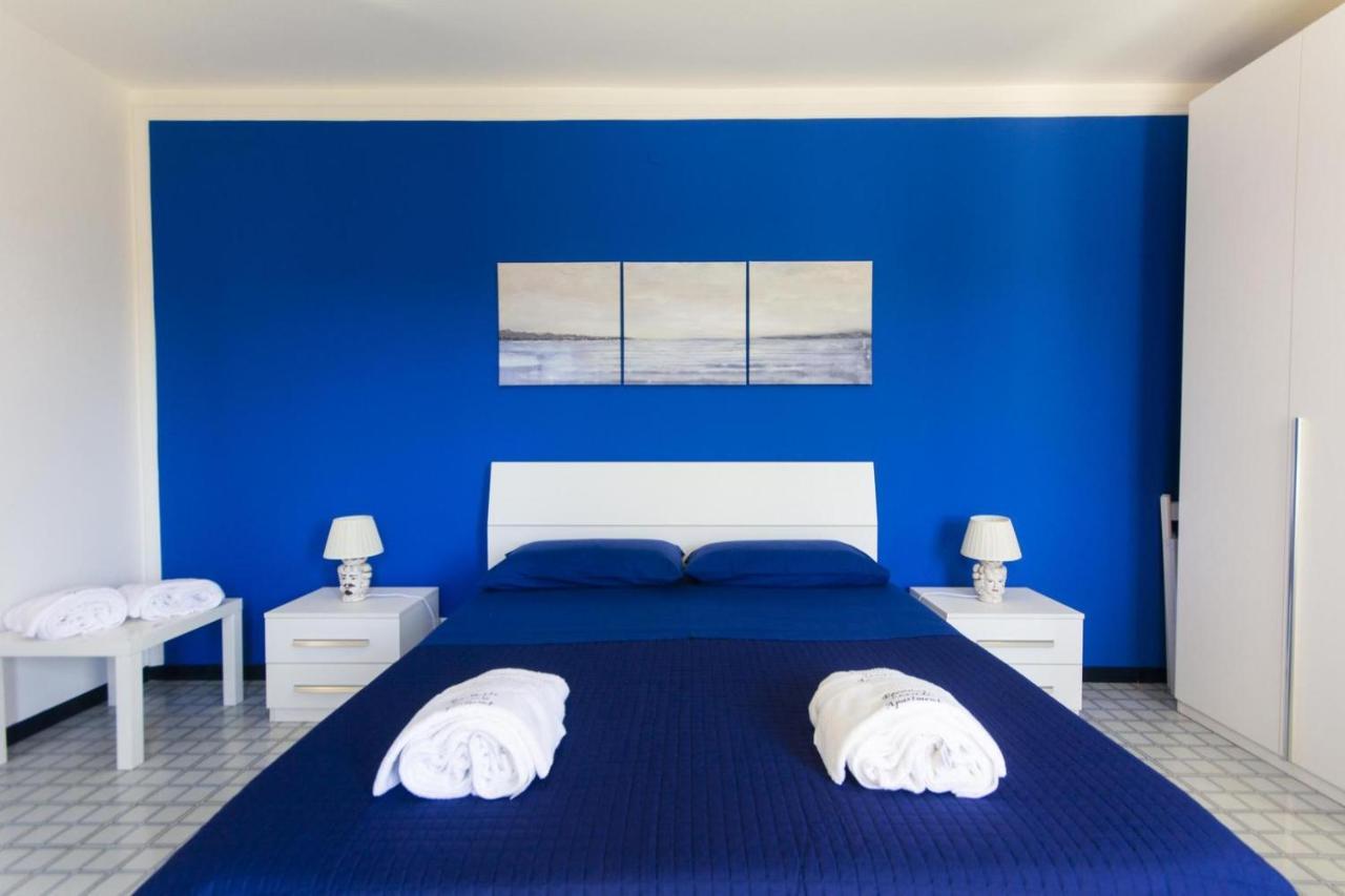 Recanati Seaside Apartment Giardini Naxos Eksteriør billede