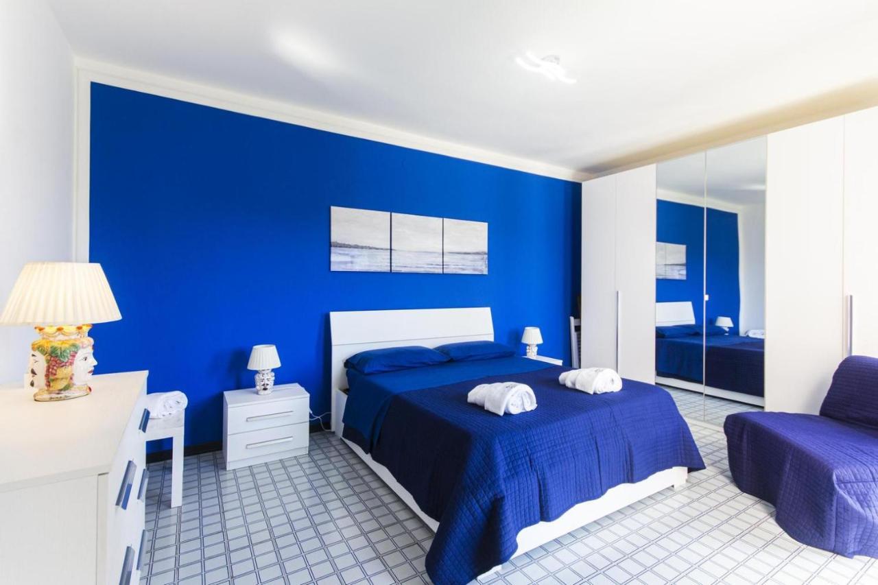 Recanati Seaside Apartment Giardini Naxos Eksteriør billede