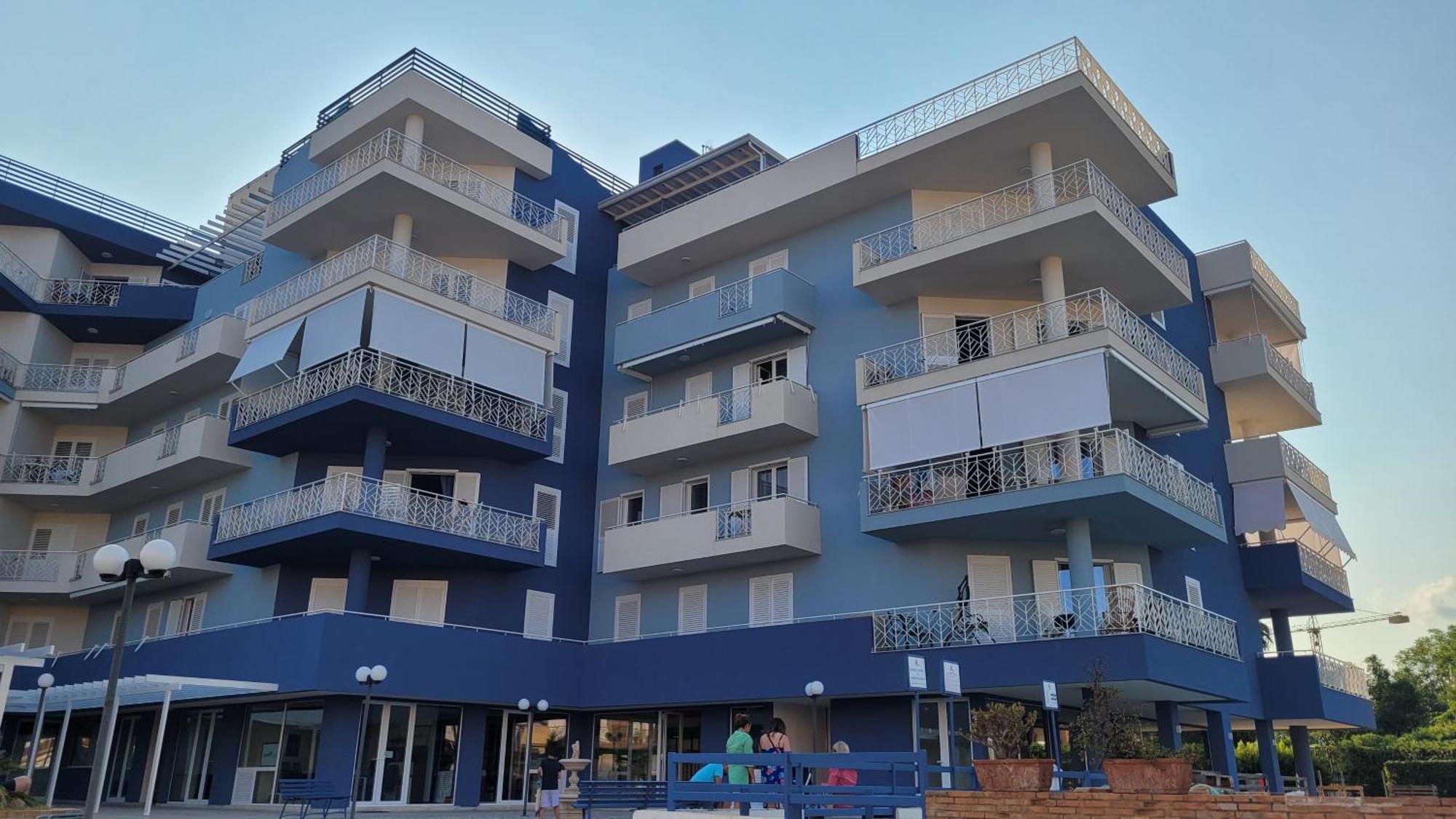 Recanati Seaside Apartment Giardini Naxos Eksteriør billede